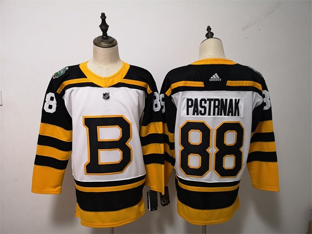 Boston Bruins jerseys 2022-011
